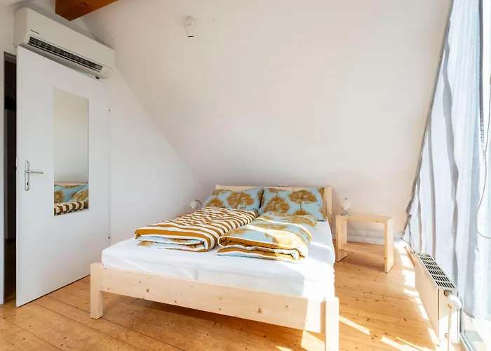 Sopherl - By Mynests Appartement